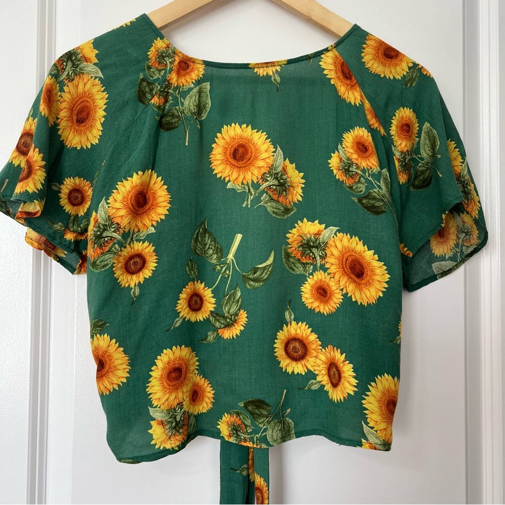 [FARM Rio] Sunflower Print Green Top